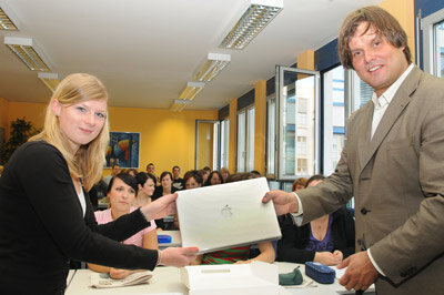 Beginn der Bildungsoffensive "one to one"-1