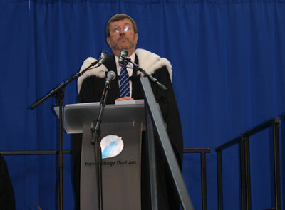 Diplomvergabe am New College Durham-1