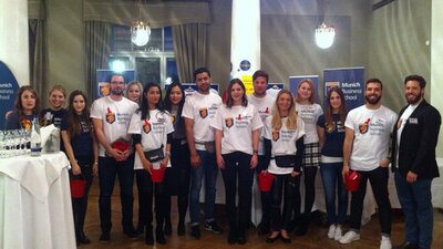 MBS Helps e.V. organisierte Tombola beim 10. AIDS-Konzert-1