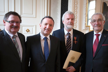 Bundesverdienstkreuz für Wolfgang Gärthe-1