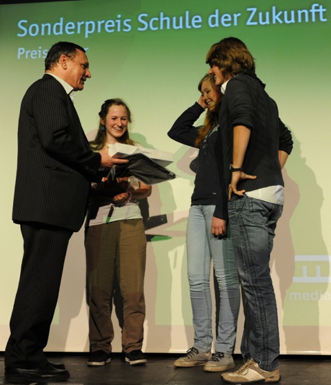 ESO stiftet Sonderpreis beim Multimediafestival „MB21 – Mediale Bildwelten" in Dresden-1