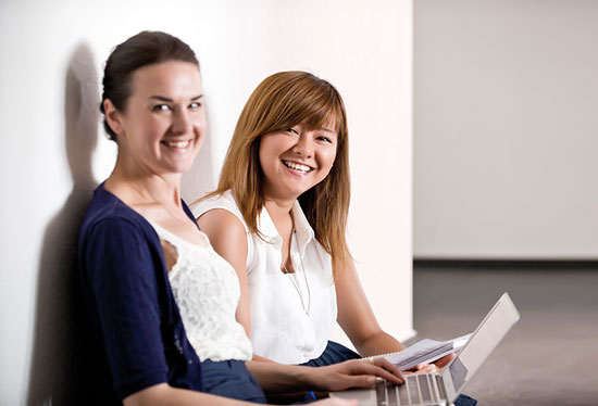 Gut informiert durch Ausbildung und Studium-1